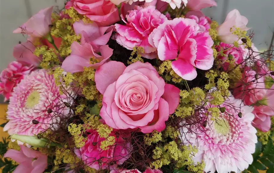 107835_Blumenstrauß_Kleine Rosalie.jpg